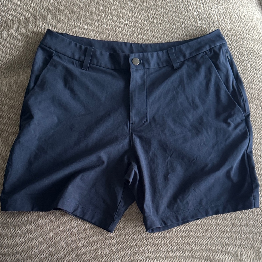 Lululemon Men’s Classic Fit ABC Shorts 7”